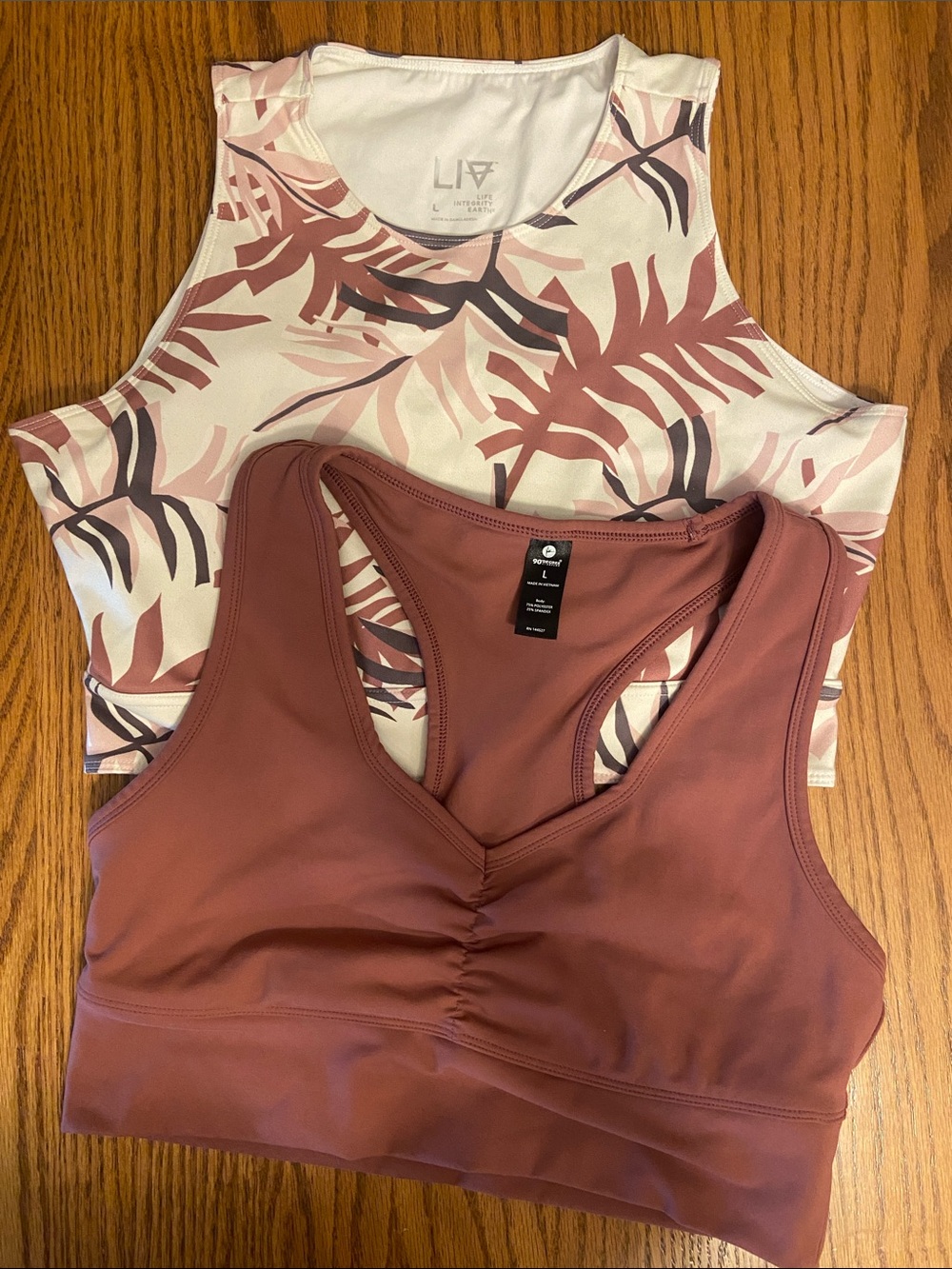 Women's Mauve 90 degree Ruched Front & LIVE Outdoor print Sport Bra Large